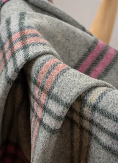 Grey & Pink Large Lambswool Throw